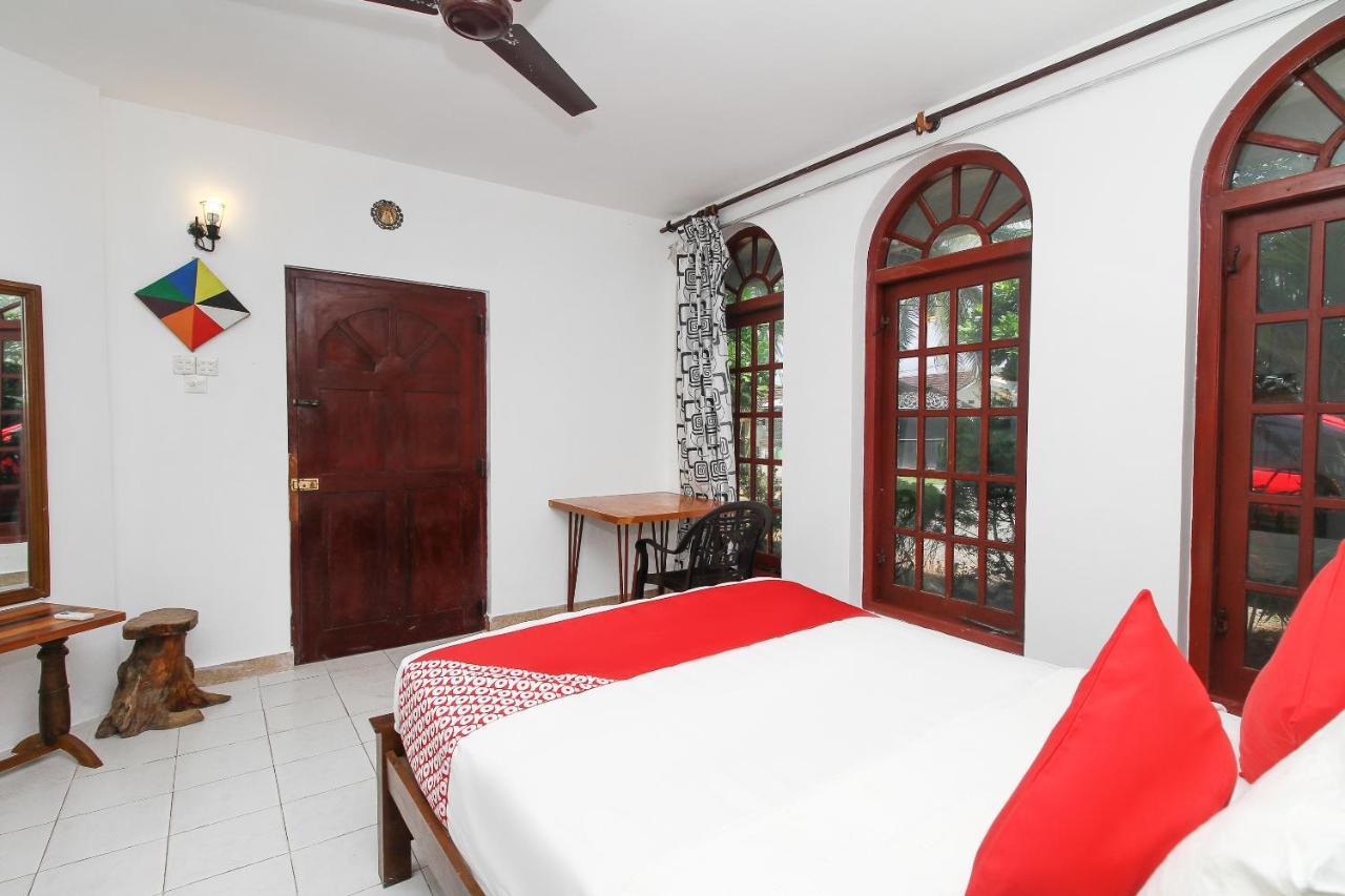 Oyo 459 Barasti Beach Resort Калутара Экстерьер фото